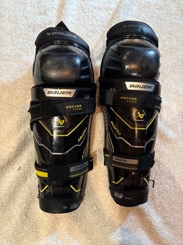 Youth Bauer Supreme Mach Shin Pads | 10"