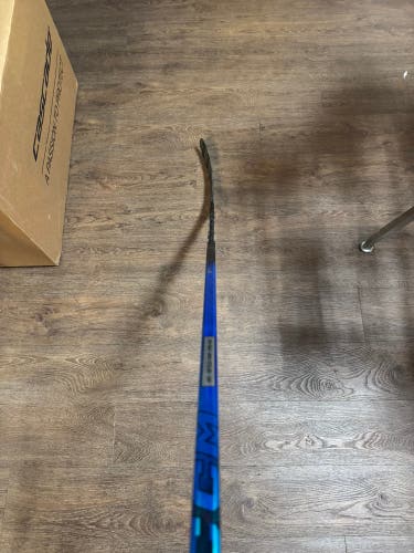 Intermediate CCM JetSpeed FT8 Pro Right Handed Hockey Stick P29+1/4 55 Flex (New)