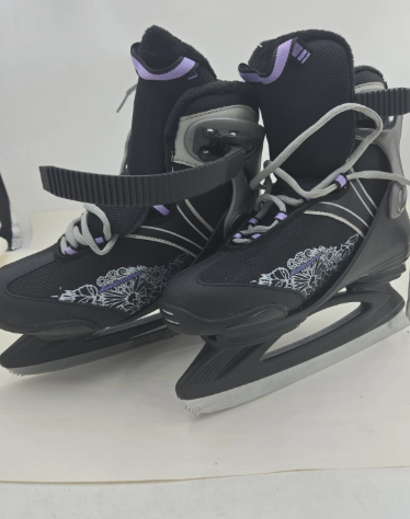 Bladerunner Figure Skates Adult 7 (Used) Women's Ice Skates Great Shape Used Once