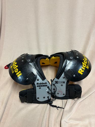 Small Youth Rawlings X Force II Shoulder Pads (Used)