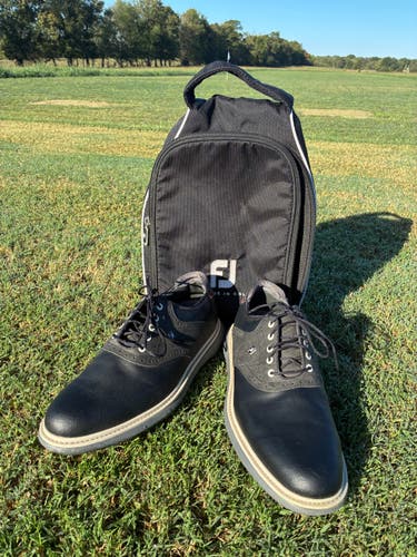 Men's Size M 11.0 (W 12.0) Footjoy Golf Shoes (Used)