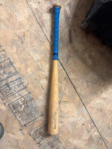 Louisville Slugger Bat 26" (Used)
