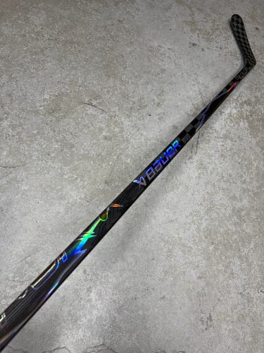 65 Flex P92 Senior Bauer Flylite Left Hand Hockey Stick Pro Stock (Used)