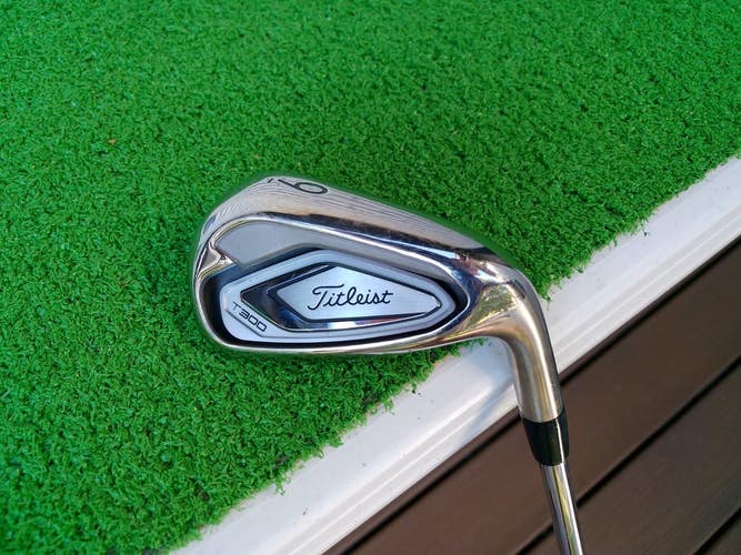 Titleist 2021 T300 9-Iron w/ True Temper AMT S300 Stiff Shaft