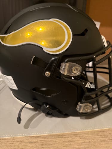 Adult Large Riddell SpeedFlex Helmet (Used)