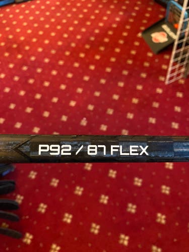 Senior Bauer Pulse Right Handed Hockey Stick P92 87 Flex (New)