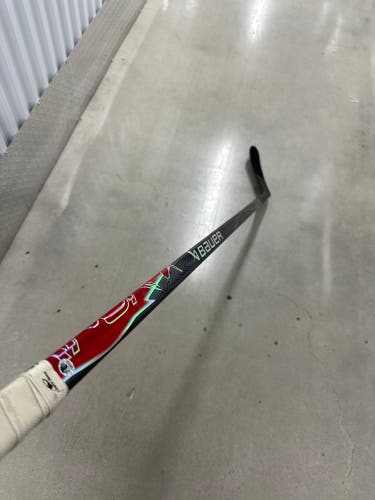 NHL Blackhawks Senior Bauer Vapor Flylite Left Hand Hockey Stick P28 87 Flex Pro Stock (Used)