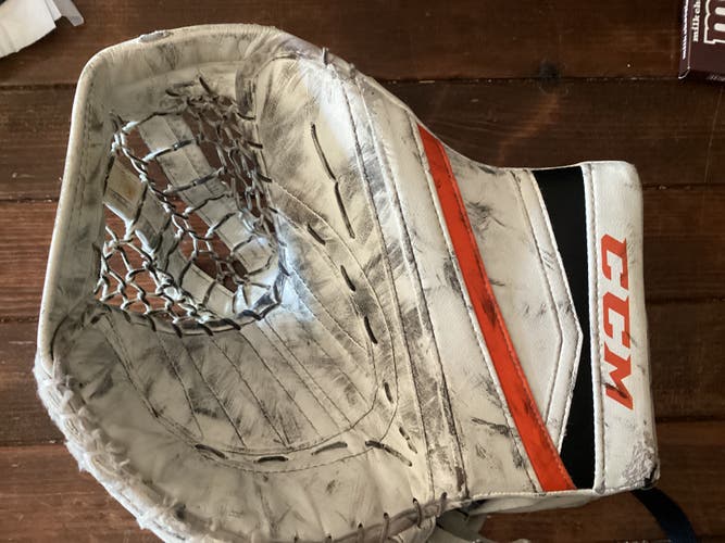 2017 CCM Extreme Flex 2 Full Right Pro Stock (Used)