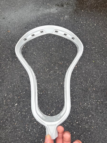 Silver Fin Stallion White Unstrung Head (New)