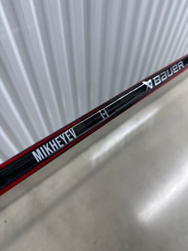 NHL Blackhawks Senior Warrior Ritual M1 Pro+ Regular Goalie Stick 26" Paddle Pro Stock (Used)