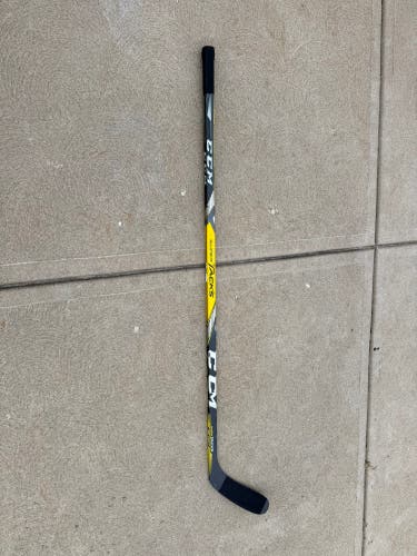 Senior CCM Super Tacks Left Hand Hockey Stick P28 75 Flex refurbished(Used)