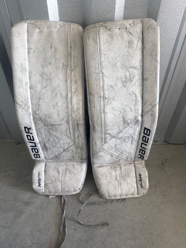White Bauer Supreme M5 Pro Goalie Leg Pads (Used) | Senior Small (33+)