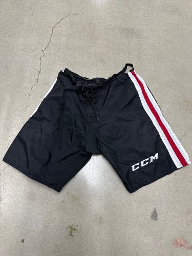 NHL Blackhawks Black Large CCM Pant Shell Pro Stock (Used)