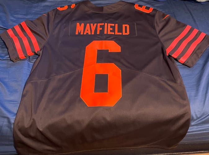 Brown XL Men's Nike Jersey (New)
