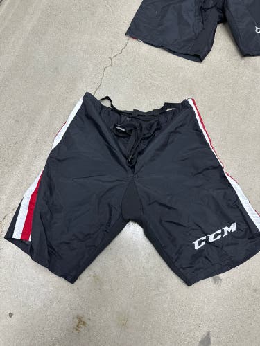 Black Medium CCM Pant Shell Pro Stock (Used)
