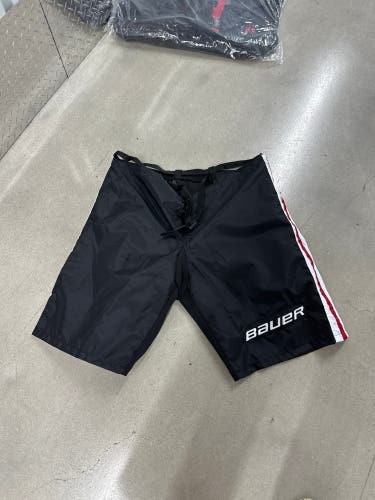 NHL Blackhawks Black XL Bauer Pant Shell Pro Stock (Used)