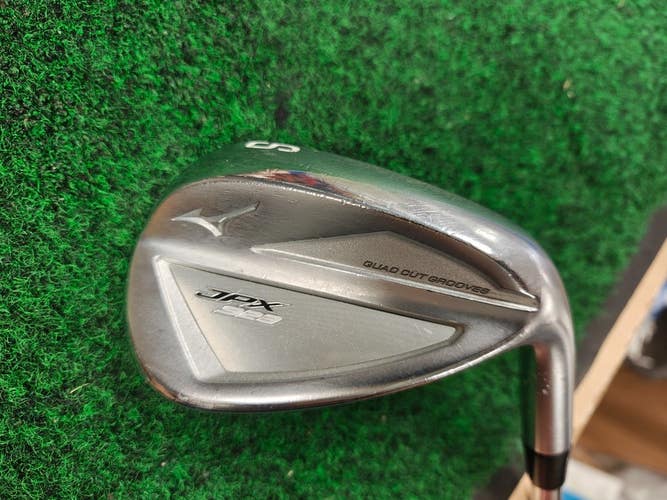 Mizuno JPX 923 Sand Wedge SW Dynamic Gold 105 R300 Regular Flex