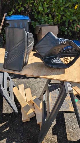 Warrior Rg6 Glove and Blocker (Senior)