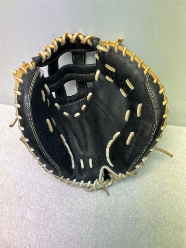 Rawlings Shut Out 31.5" Fastpitch Catcher's Mitt (RSOCM315BW) - RHT - Game Ready