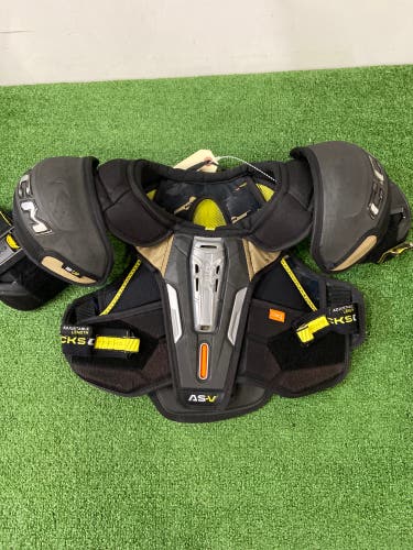 CCM Tacks AS-V Shoulder Pads | Junior Large Sized
