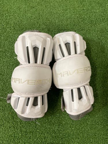 Maverik Max Arm Pads | Medium Youth Size