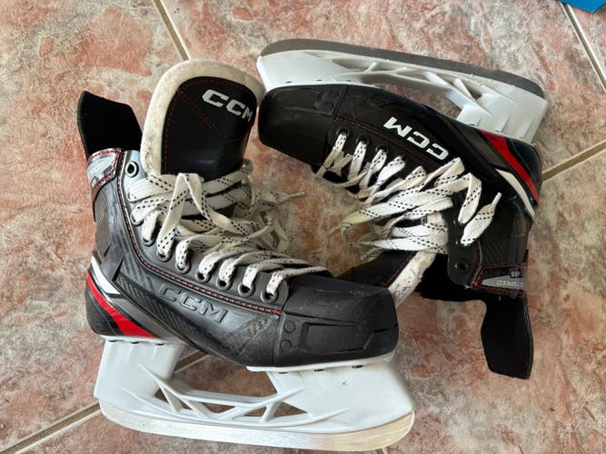 CCM Hockey Skates 7 (New)