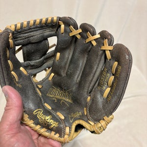 Outfield RH Rawlings Highlight Series Baseball Glove 10.5" (Used)