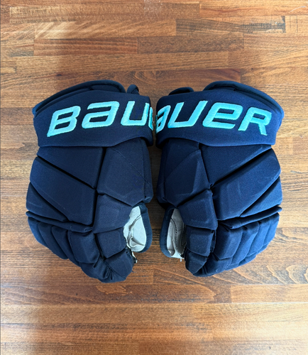 Bauer Vapor Hyperlite Gloves 14" Pro Stock Seattle Kraken