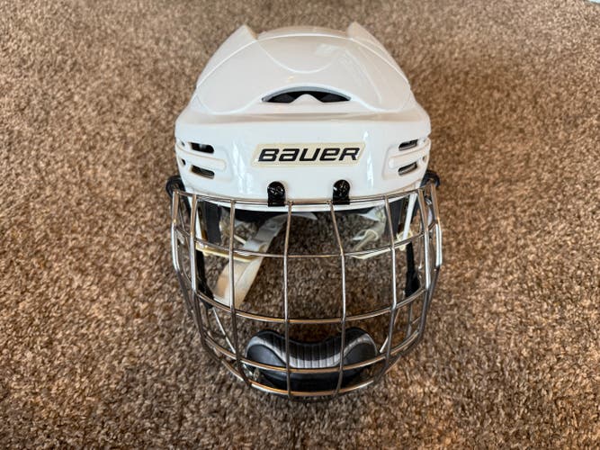 Bauer 9900 Hockey Helmet w/ IMS 11.0 Cage | Senior Large | White | Pro Stock / MIC | Lightly Used