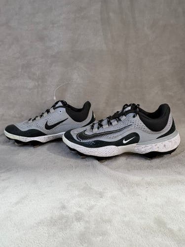 Gray Men's Size M 7.5 (W 8.5) Adult Nike Low Top Footwear Metal (Used)
