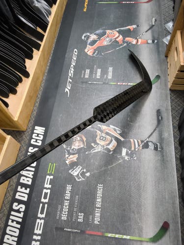NEW! P31 | 26'' NEW! Senior Carbon pro Full Right Goalie Stick 26" Paddle Pro Stock (New)