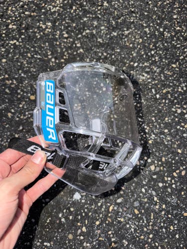Large Bauer Concept 3 Full Shield (Used)