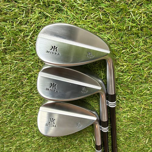 Miura Forged Wedge Set 52° Y 56° Y 60° C N.S.PRO MODUS3 LUXURY BLACK RH