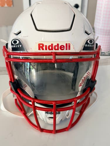 White Youth Small Riddell SpeedFlex Helmet (Used)