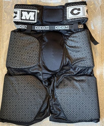 Bundle CCM PG9 Senior Referee Hockey Referee Girdle Medium and Elbow Pads