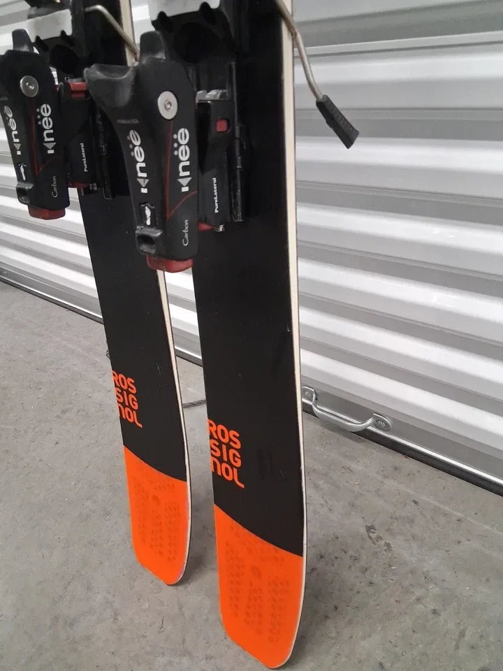 Rossignol Super 7 Skis 180cm with Knee Bindings | SidelineSwap