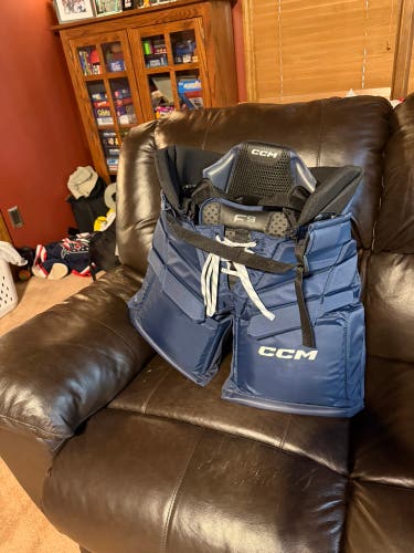 Intermediate Medium CCM Axis F9 Hockey Goalie Pants (New)