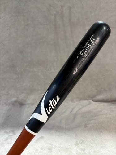 Victus Tatis Birch Bat (-3) Birch 28 oz 31" (Used)