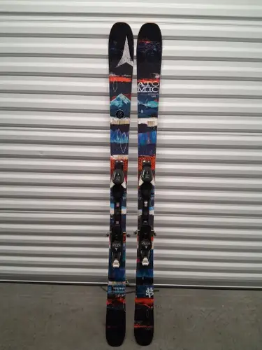 Atomic Supreme 165 Vantage Skis 165 cm w/ Atomic XTE 10 Demo Bindings