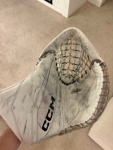 CCM EFlex 6 Senior goalie catcher