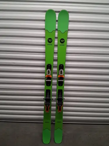 2019 Rossignol SMASH7 Freeride skis 160cm w/ ROSSIGNOL Xelium 110 Demo bindings