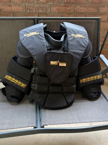 Medium Simmons Goalie Chest Protector (Used)