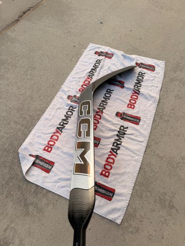 Senior CCM XF Pro Regular Goalie Stick 27" Paddle (Used)