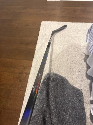 Intermediate CCM JetSpeed FT8 Pro Right Handed Hockey Stick P90TM 65 Flex (New)