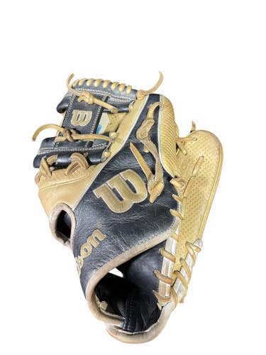 Used Wilson A2K 1786 BB/SB Glove RH Throw Black And Tan 11 1/2" 11735-S000359195