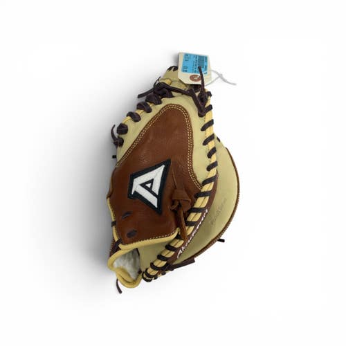 Used Akadema APP240 PRAYING MANTIS BB/SB Catchers RH Throw Brown 33 1/2" 11735-S000365202