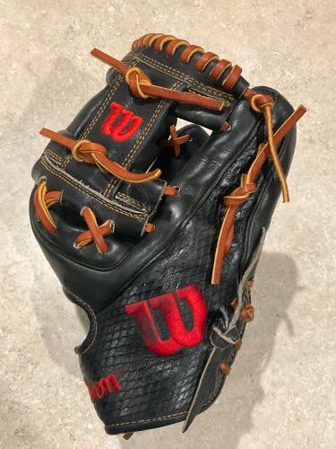Wilson A2K 1786 RHT Infield Baseball Glove 11.5" (Used)