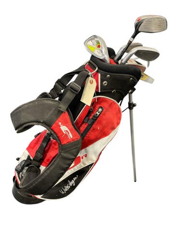 Used Walter Hagen HAGEN JR BAG SET Jr Package Set RH Red 7 Piece 11735-S000357498