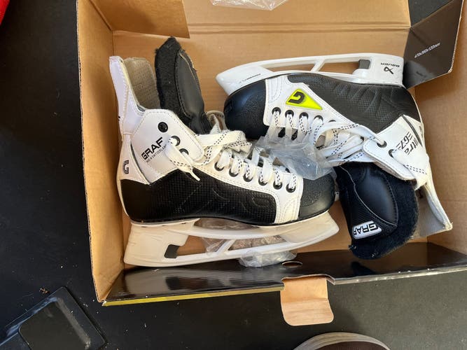 Black/White 2026 Graf Ultra G7 Hockey Skates Wide Width Pro Stock 7.5 (New)