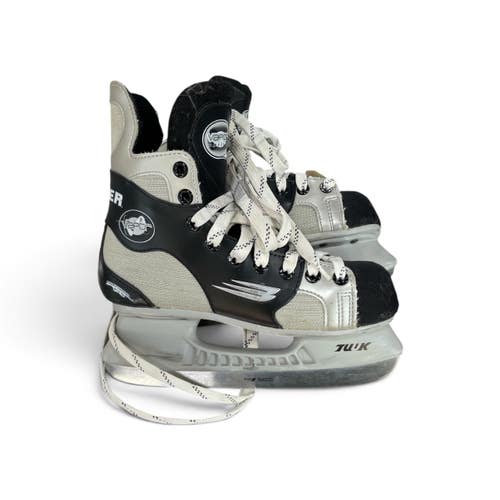 Used Bauer VAPOR AGILITY Junior Hockey Skate Junior 03 11735-S000369592